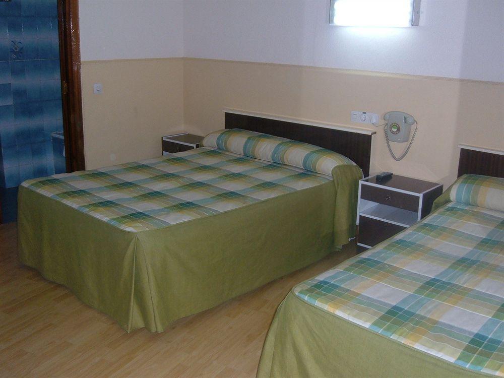 Hostal Olga Мадрид Екстер'єр фото