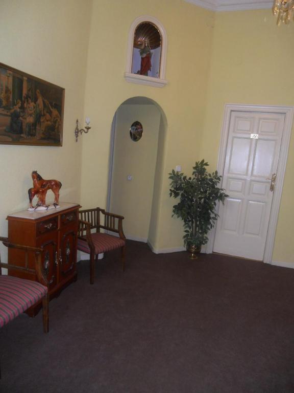 Hostal Olga Мадрид Екстер'єр фото